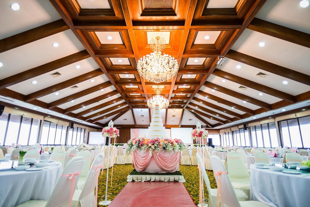 Pinehurst Golf Club And Hotel Pathum Thani Eksteriør bilde